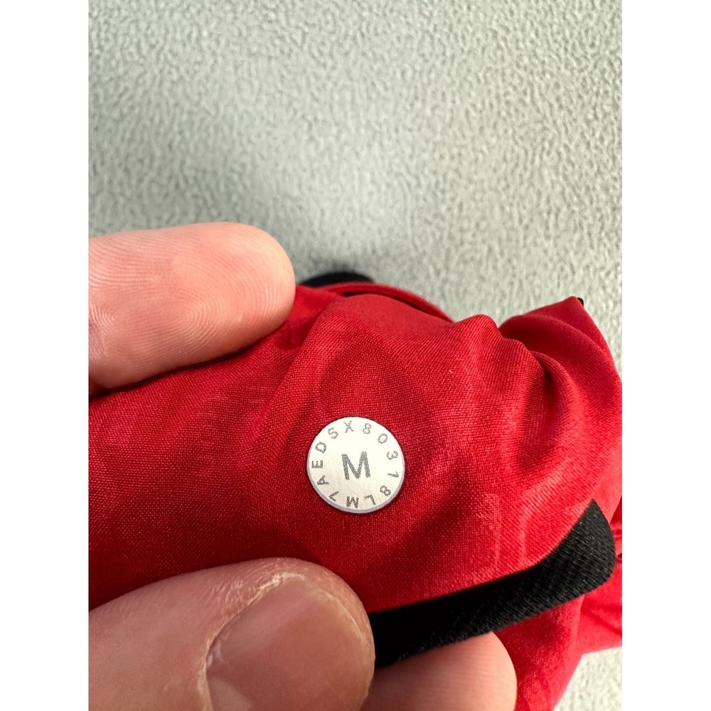 Lululemon Shorts Mens Medium Red THE Short 20th Anniversary Linerless AOP - Picture 10 of 10